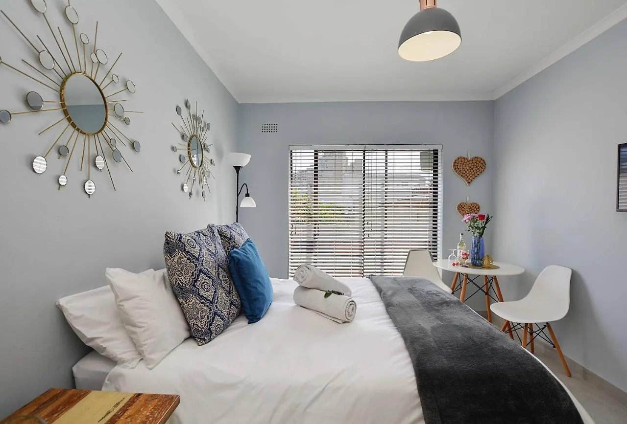 Sea Breeze Apartments Bloubergstrand